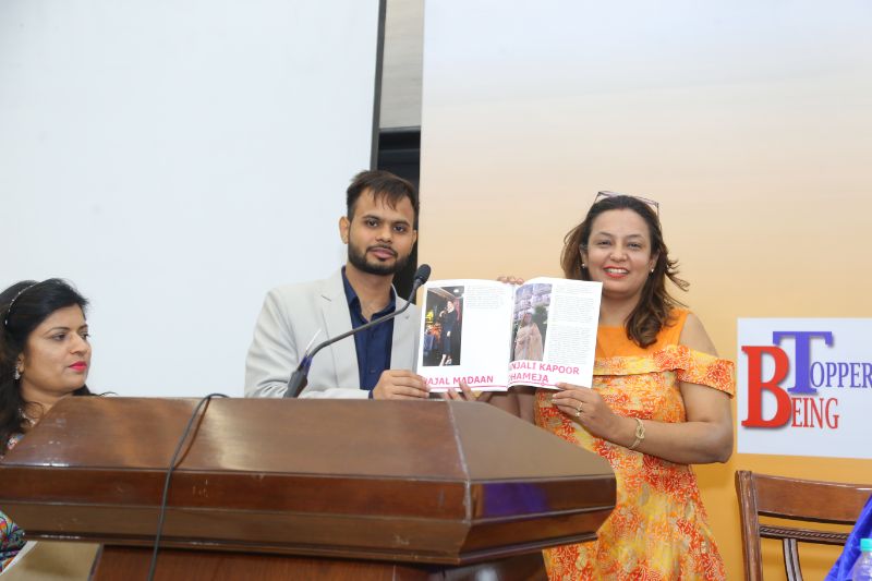 Vipin Khutail, the founder of #BeingTopper, proudly launched the Women Of Substance Magazine.